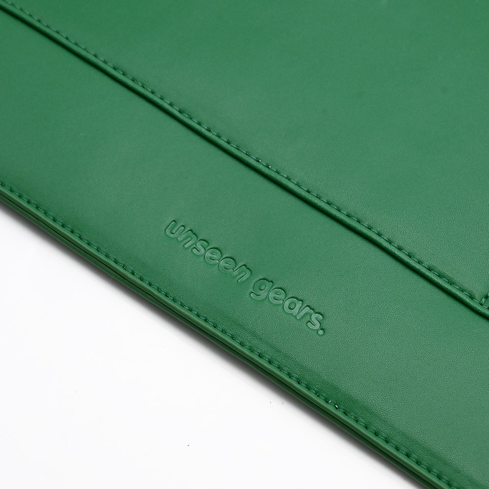 Unseen Gears Wristlet Laptop Case